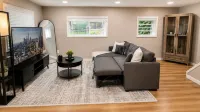 Cozy Eastwood Guesthouse,Private, Convenient, & Comfortable