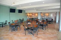 Grand Harbor Resort - Breakfast