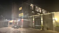 Hotel Unnati - parking