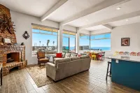 Tropical Retreat With Ocean Views - Steps From the Sand With Alfresco Dining