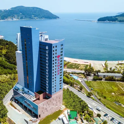 Ramada Suites Geoje  Hotels near Irun-myeon