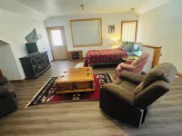 3,200 sq. ft home perfect for family gatherings! - 2-Star