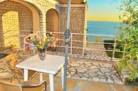 Studio Apartments Maria with Pool - Agios Gordios Beach - Lemmikkieläimet sallittu