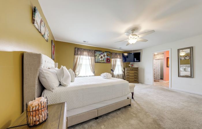 Lakes, Gardens & More! Getaway in Moncks Corner