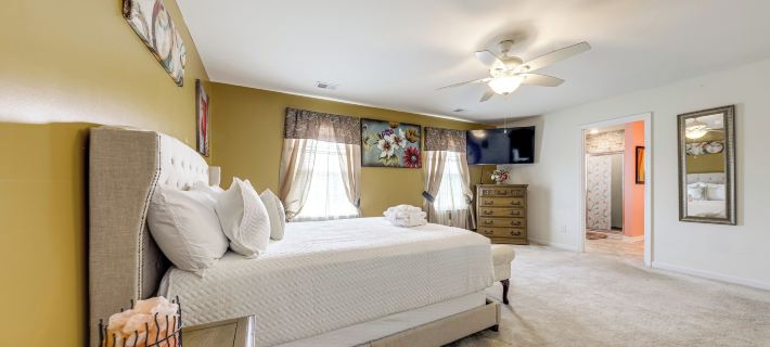Lakes, Gardens & More! Getaway in Moncks Corner Hotéis em Berkeley County