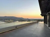 Lime Tree Hotel & Banquet JAL Mahal Jaipur - Mountain view