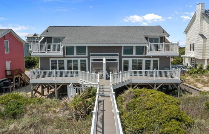 Crystal Coast Paradise: Oceanfront Home with Stunning Views, West, Emerald Isle!