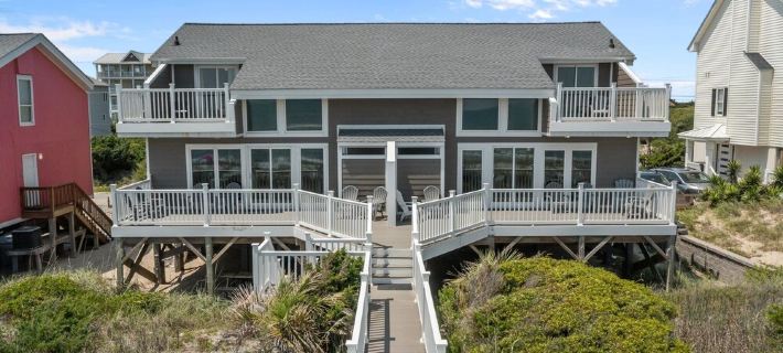 Crystal Coast Paradise: Oceanfront Home with Stunning Views, West, Emerald Isle! Hotels in Emerald Isle