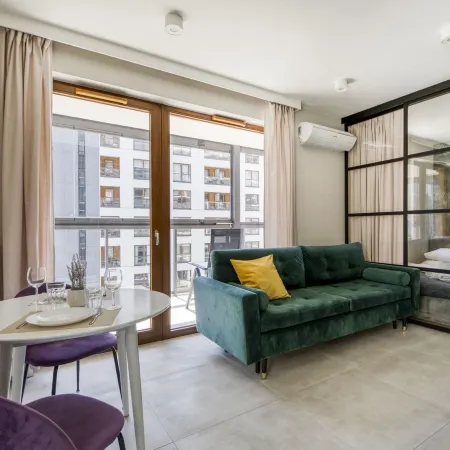 Warsaw Night Apartments Grzybowska Отели рядом с достопримечательностью «Беляны»