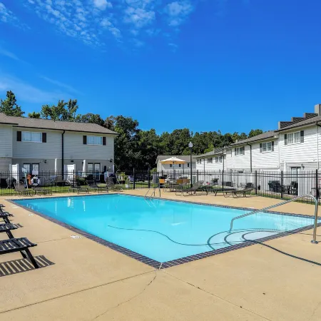 Walk to Ole Miss Stadium - Patio & Pool