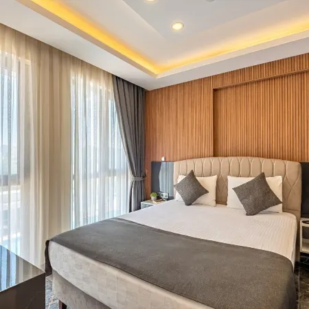 Laristone Suite Spa Hotel