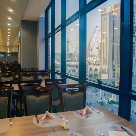 Al Safwah Orchid Hotel Отели рядом с достопримечательностью «Королевская часовая башня Makkah»