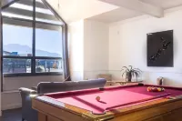 Snowman Lodge and Spa - bar