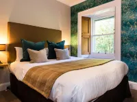 Craigatin House & Courtyard - parking