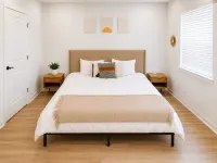 Homey Worker-Friendly 2BR I Pool & Gym - Gym