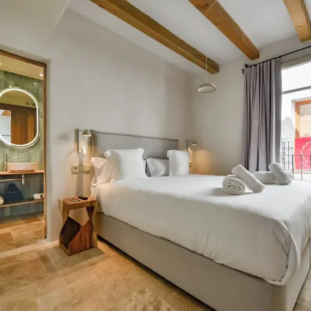 Santa Barbara by Santas Hotels