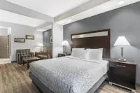 Best Western Plus Lake Jackson Inn  Suites - Parkplatz