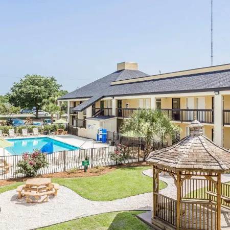 Quality Inn Mt. Pleasant – Charleston