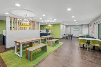 Spark by Hilton Brunswick - 3-Star