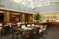 The George, Urban Boutique Hotel - parking