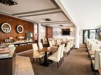 Arthotel Ana Neotel, Trademark Collection by Wyndham Các khách sạn gần Căn cứ quân sự Patch Barracks