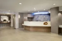 沃斯堡大學SpringHill Suites 飯店 - 停車場