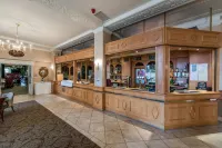 Cairn Hotel - bar