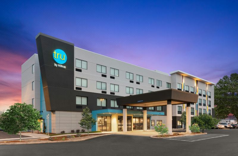Tru by Hilton Portland Airport
