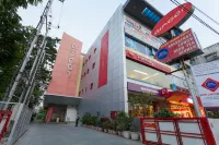 Ginger Hotel Vadodara - 駐車場