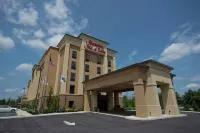 Hampton Inn & Suites Vineland - parking