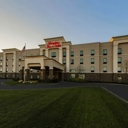 Hampton Inn & Suites Wheeling-The Highlands
