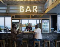 Onomo Hotel Durban - Quầy Bar