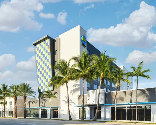 Tru by Hilton Ft. Lauderdale Airport Các khách sạn gần Công viên Snyder