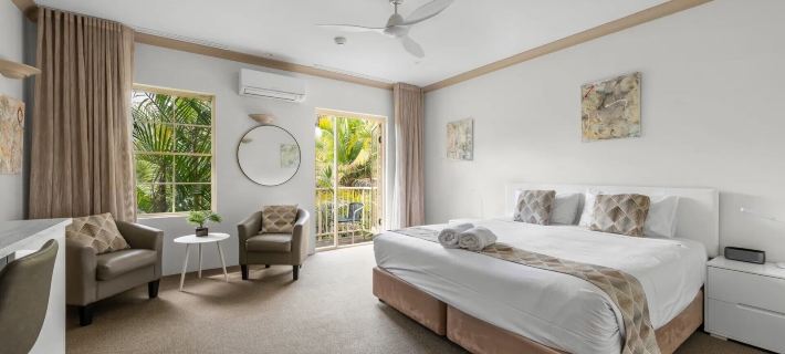 Oasis Inn Ulladulla - Welcoming Guests 18 Years and Older Hotels in Mollymook