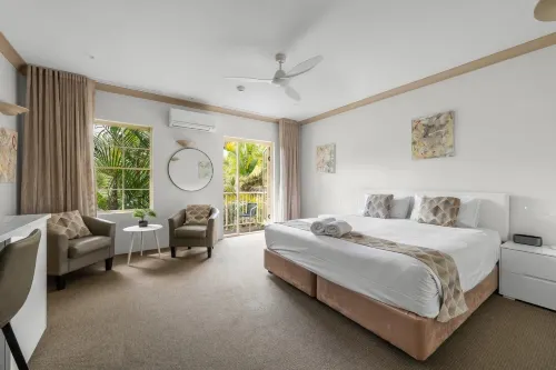 Oasis Inn Ulladulla - Welcoming Guests 18 Years and Older - Wifi