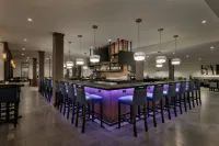 DoubleTree by Hilton Canton Downtown - bar