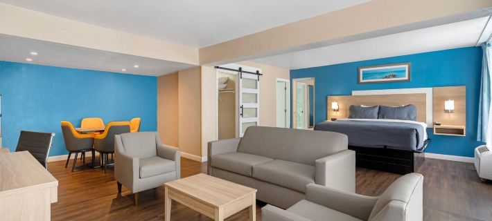 Quality Inn & Suites Conference Center Hotels in Pasco County