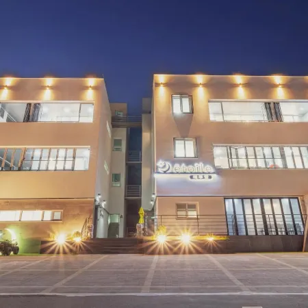 Pohang Etoile Poolvilla