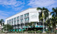 Legend Inn Taiping - parking
