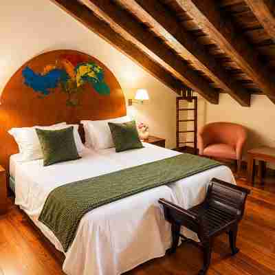 Hotel El Rancho Rooms