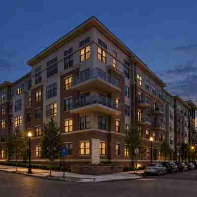 Global Luxury Suites East Boston Hotel Exterior