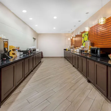 La Quinta Inn & Suites by Wyndham Houston Humble Atascocita