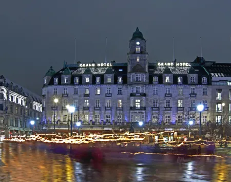 Grand Hotel Oslo Отели рядом с достопримечательностью «Oscarshall Castle»