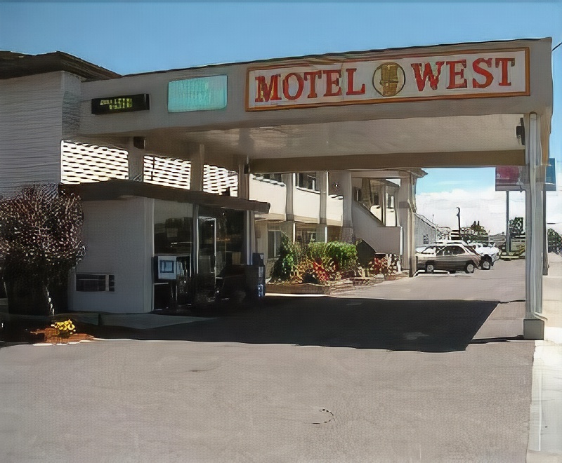 Motel West