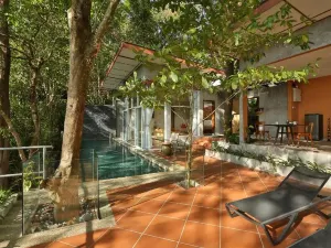 Ambong Pool Villas