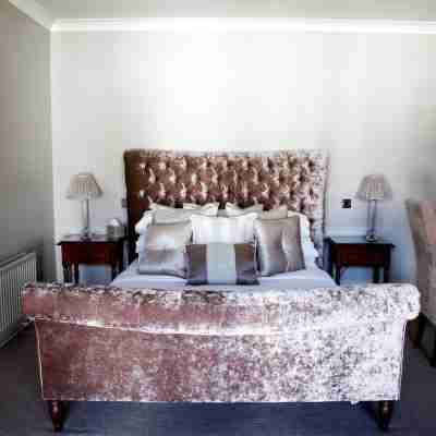 Bear Crickhowell Rooms