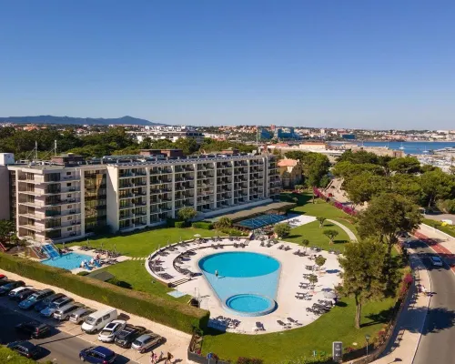 Vila Gale Cascais Hotels near Cascais Train Station