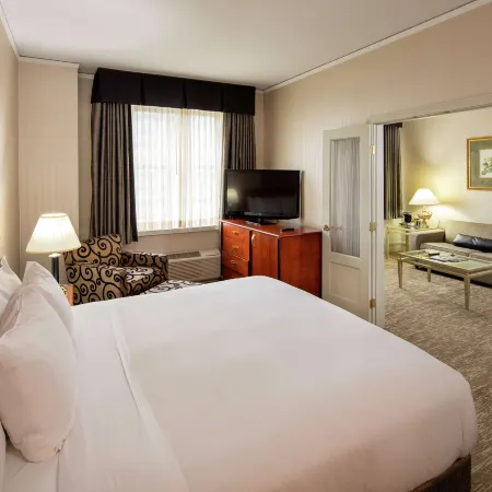 Hilton Cincinnati Netherland Plaza