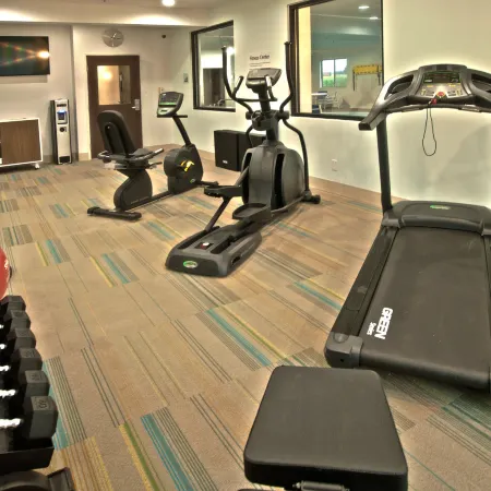 Holiday Inn Express & Suites EVANSVILLE NORTH by IHG