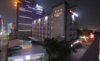 Opera 21 Hotel